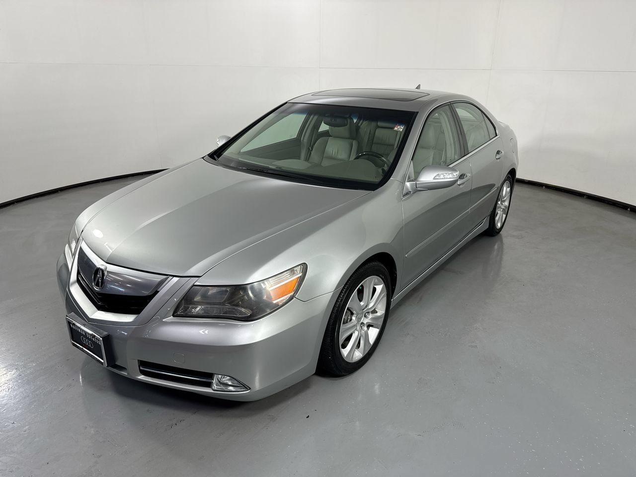 Used 2010 Acura RL AWD/4WD image 3