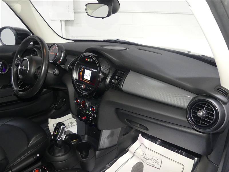 Used 2020 MINI Cooper 2-Door Hardtop w/ Storage Package FWD image 23
