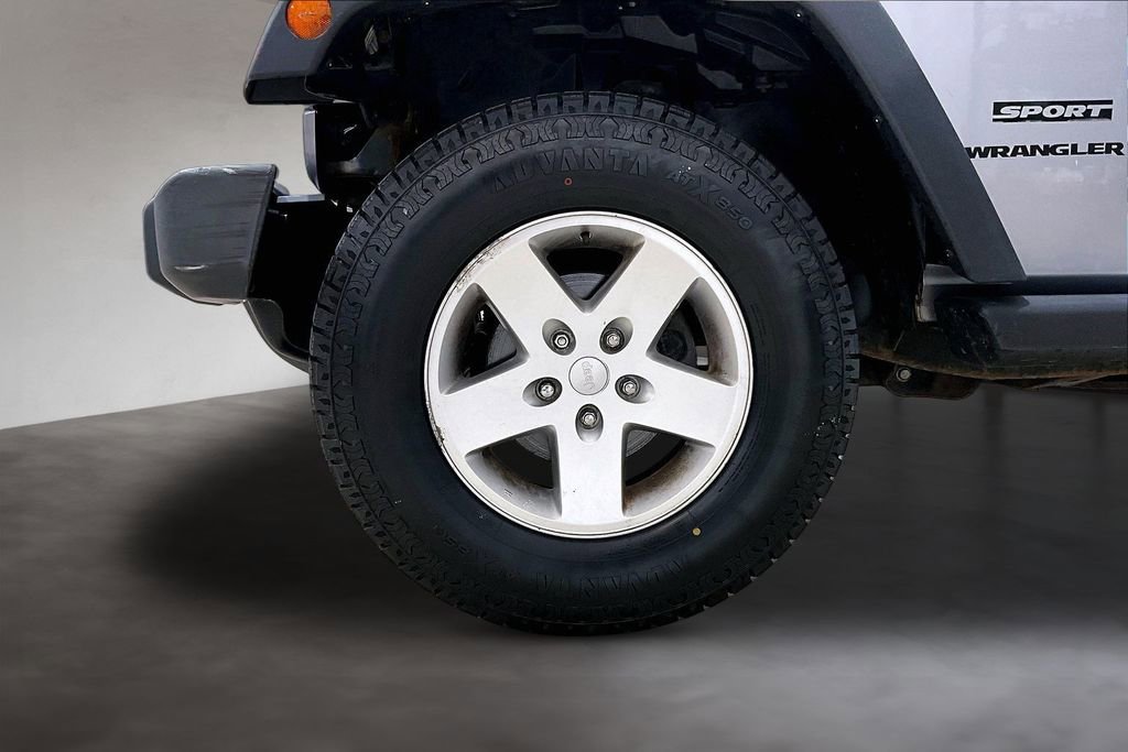 Used 2013 Jeep Wrangler Sport AWD/4WD image 10