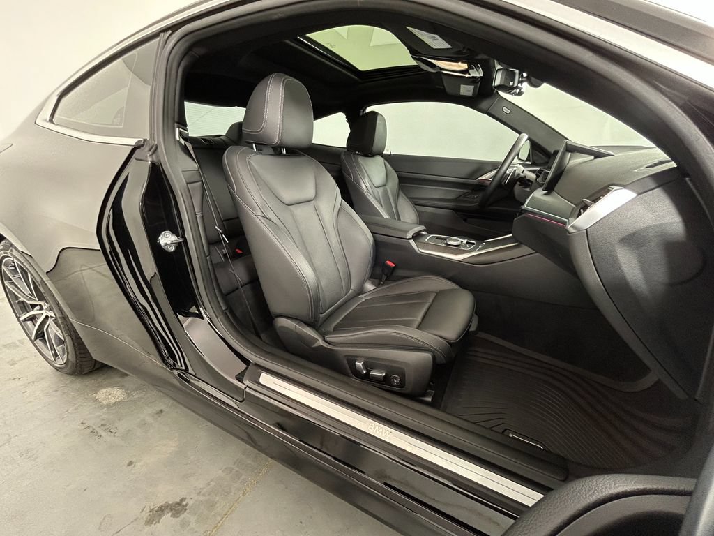 Used 2024 BMW 430i xDrive Coupe w/ Premium Package AWD/4WD image 19