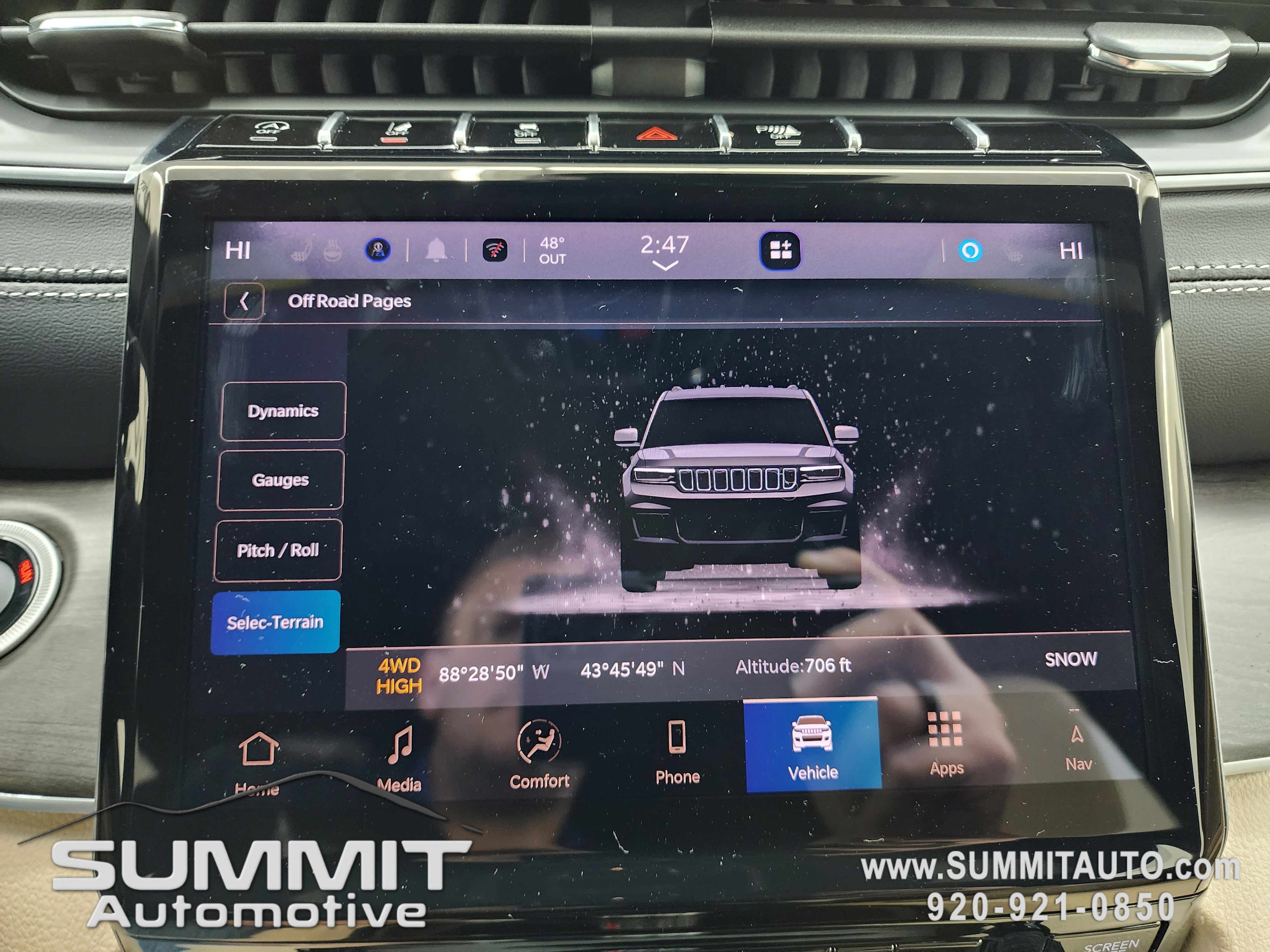 New 2025 Jeep Grand Cherokee Limited w/ Black Appearance Package image 63