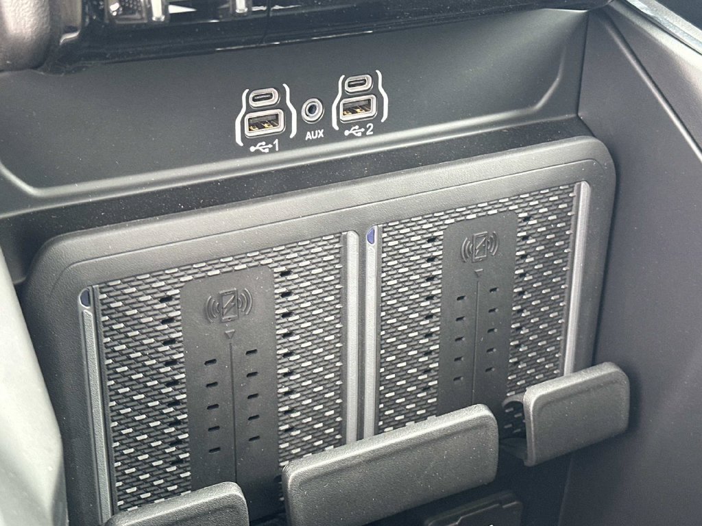 New 2026 RAM 3500 Laramie AWD/4WD image 22