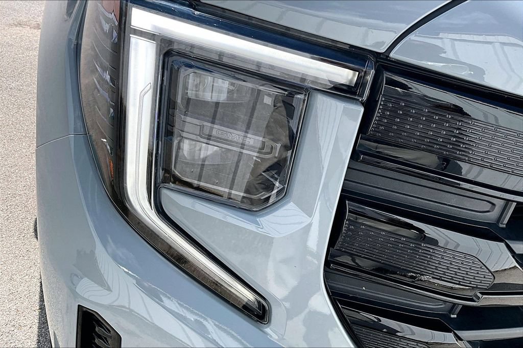 Used 2024 GMC Sierra 1500 Elevation AWD/4WD image 37