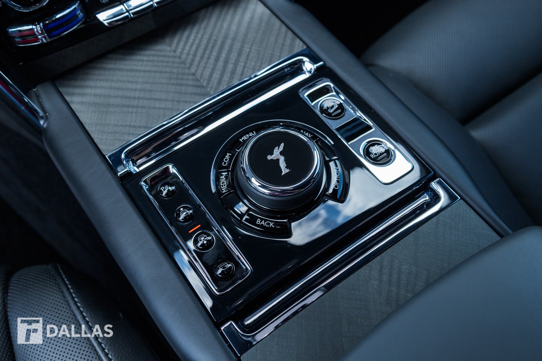 Used 2020 Rolls-Royce Cullinan AWD/4WD image 27
