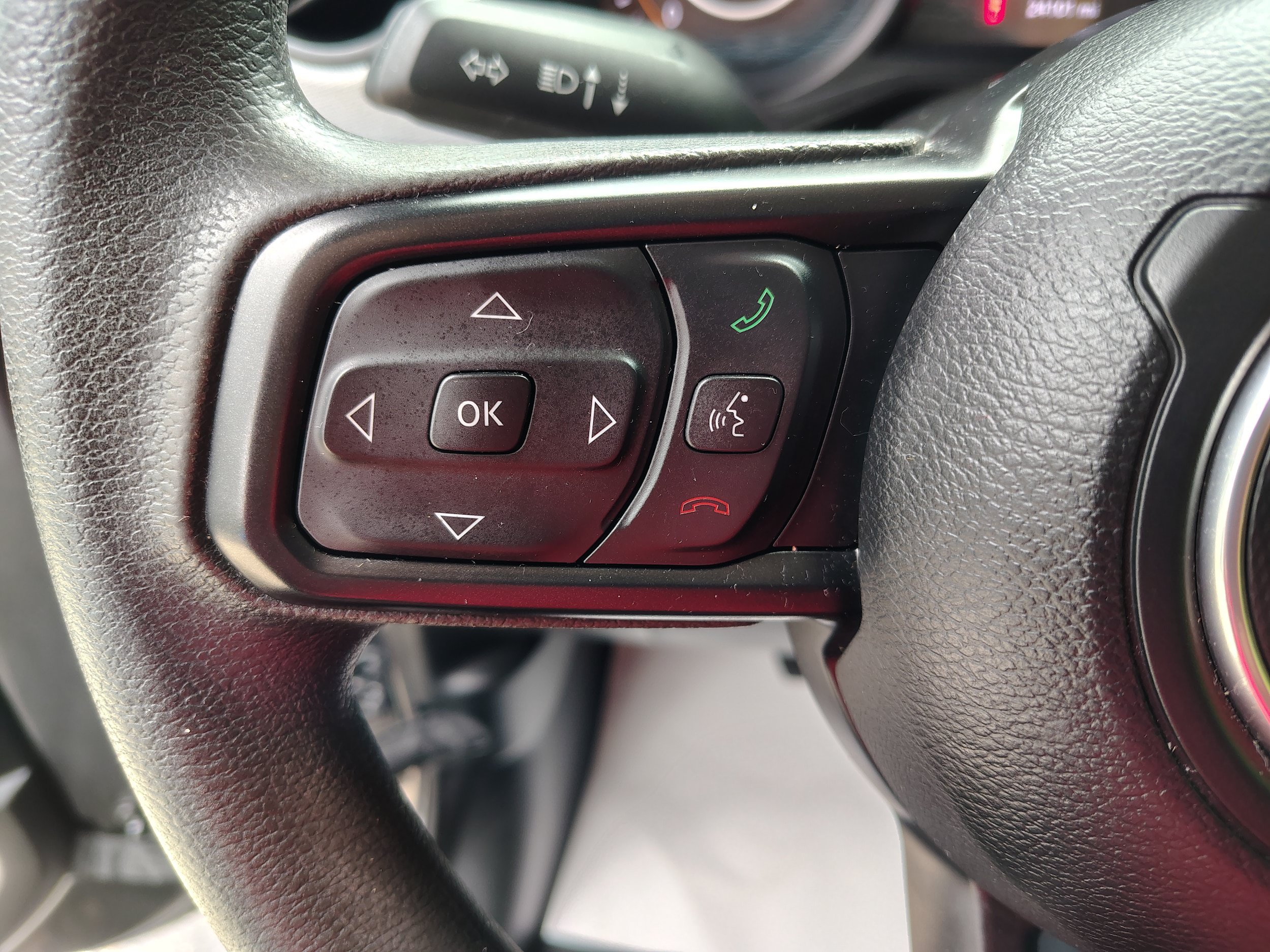 Used 2024 Jeep Gladiator Sport AWD/4WD image 24