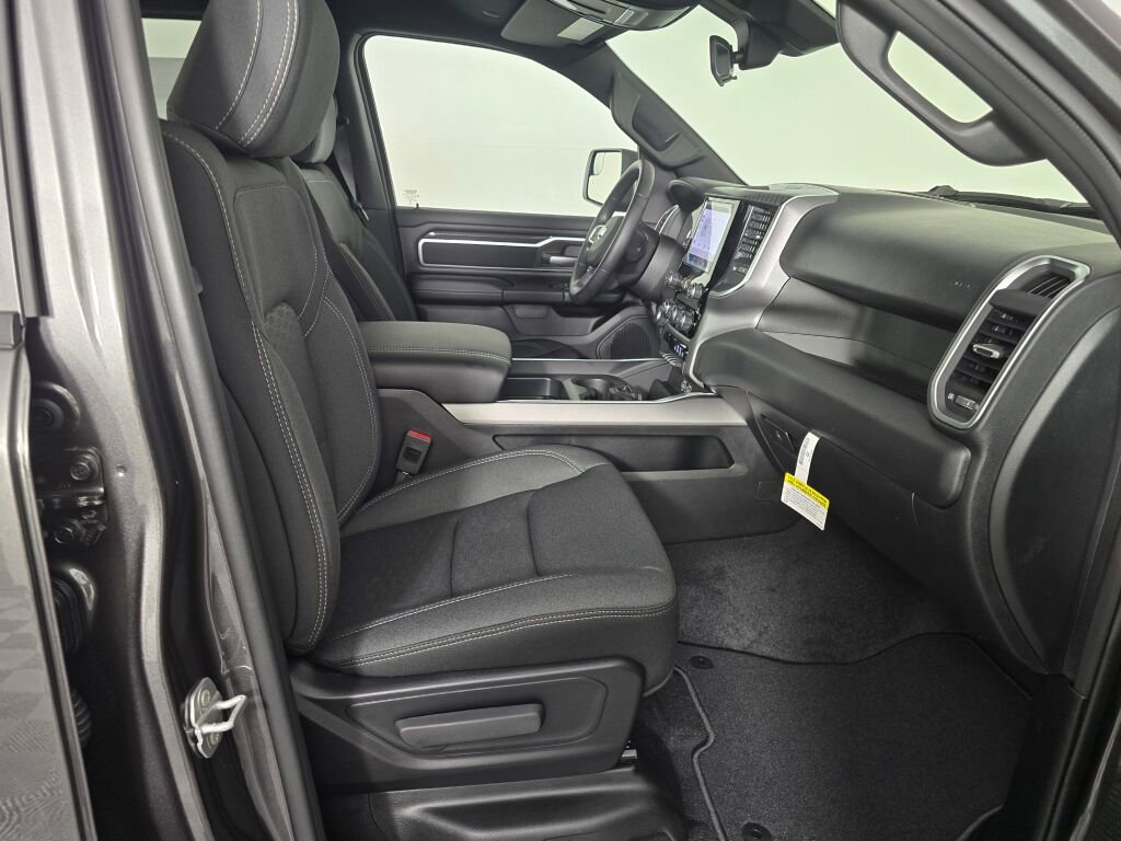 New 2026 RAM 1500 Big Horn AWD/4WD image 45