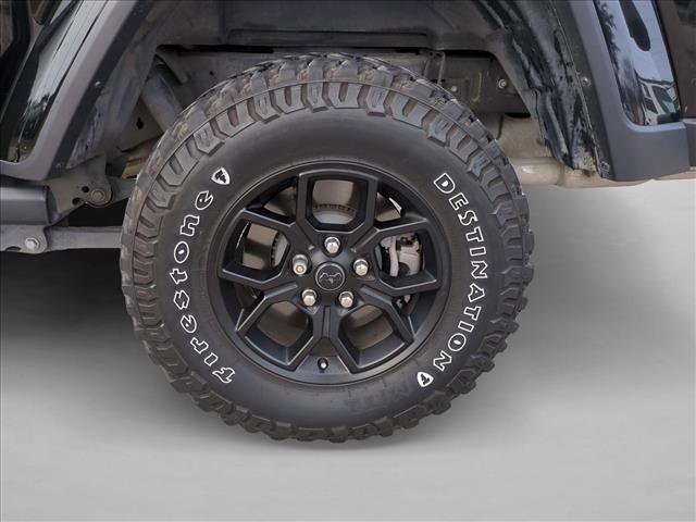 Used 2024 Jeep Gladiator Willys image 21