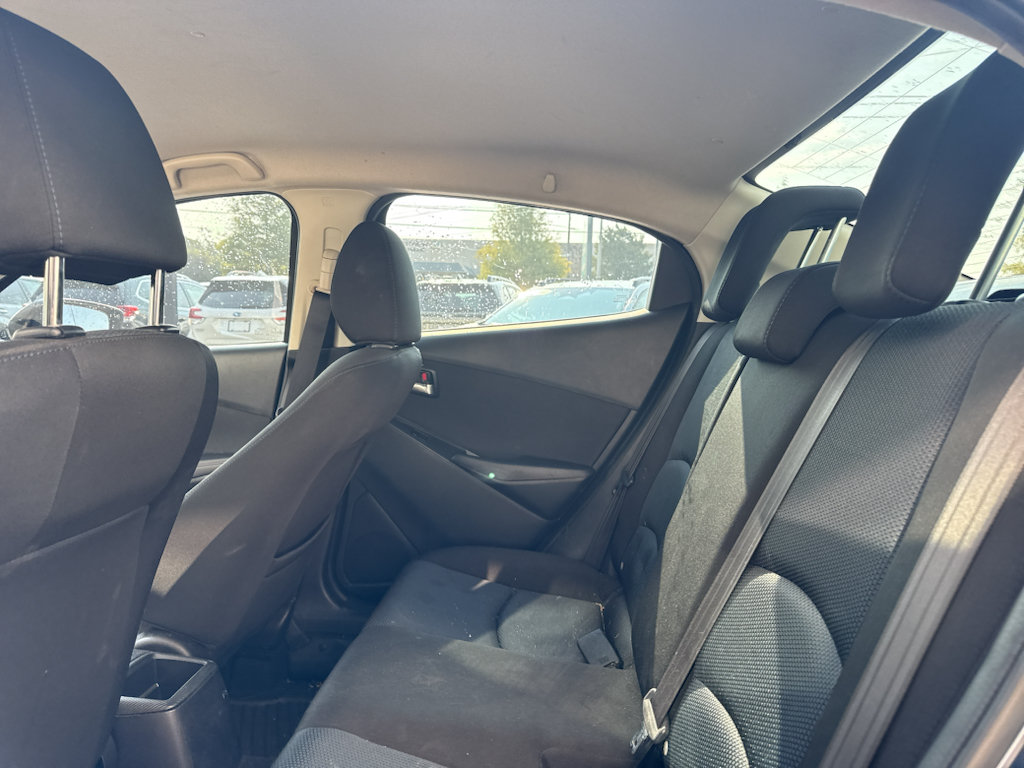 Used 2017 Toyota Yaris iA FWD image 10