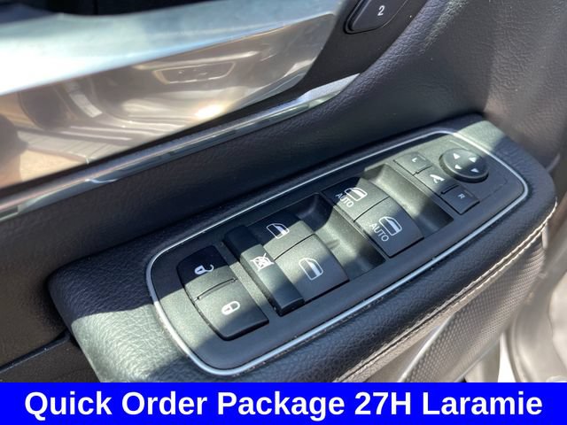 Used 2022 RAM 1500 Laramie AWD/4WD image 11
