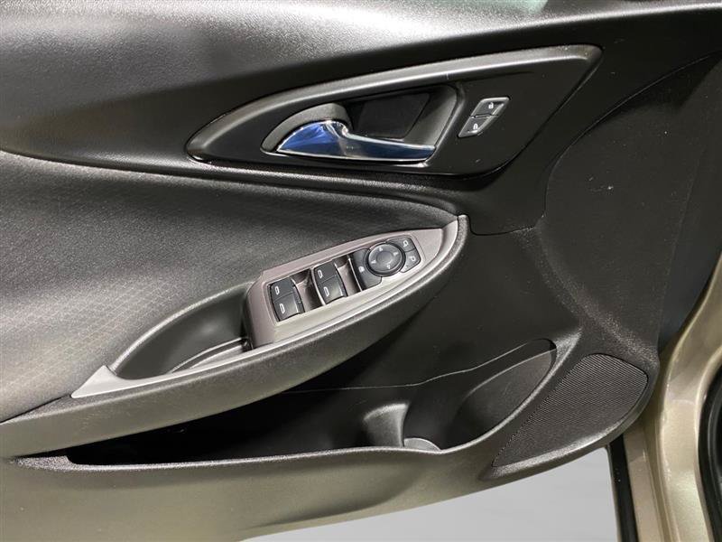Used 2022 Chevrolet Malibu LS w/ Driver Confidence Package II FWD image 7