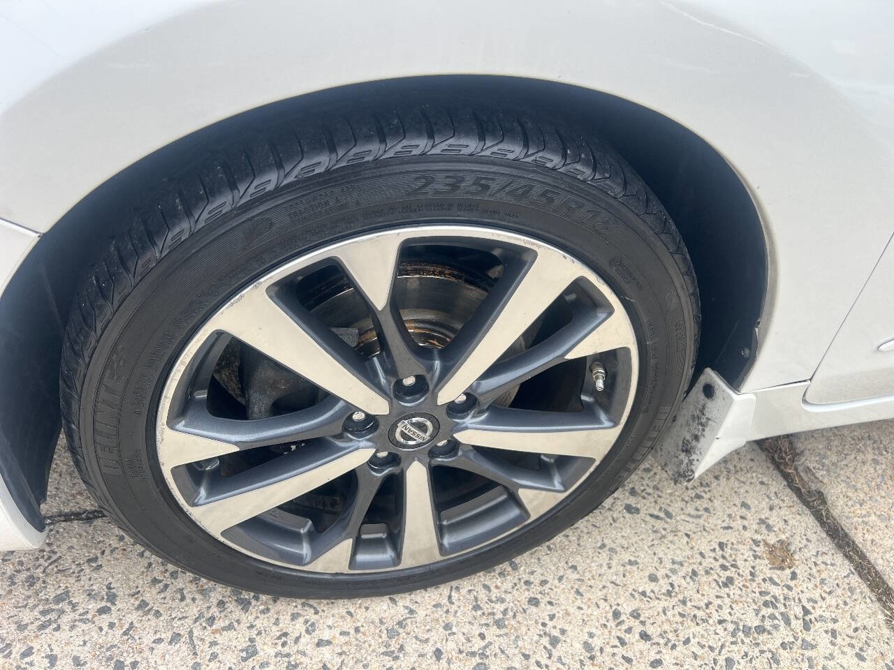 Used 2016 Nissan Altima 2.5 SR image 9