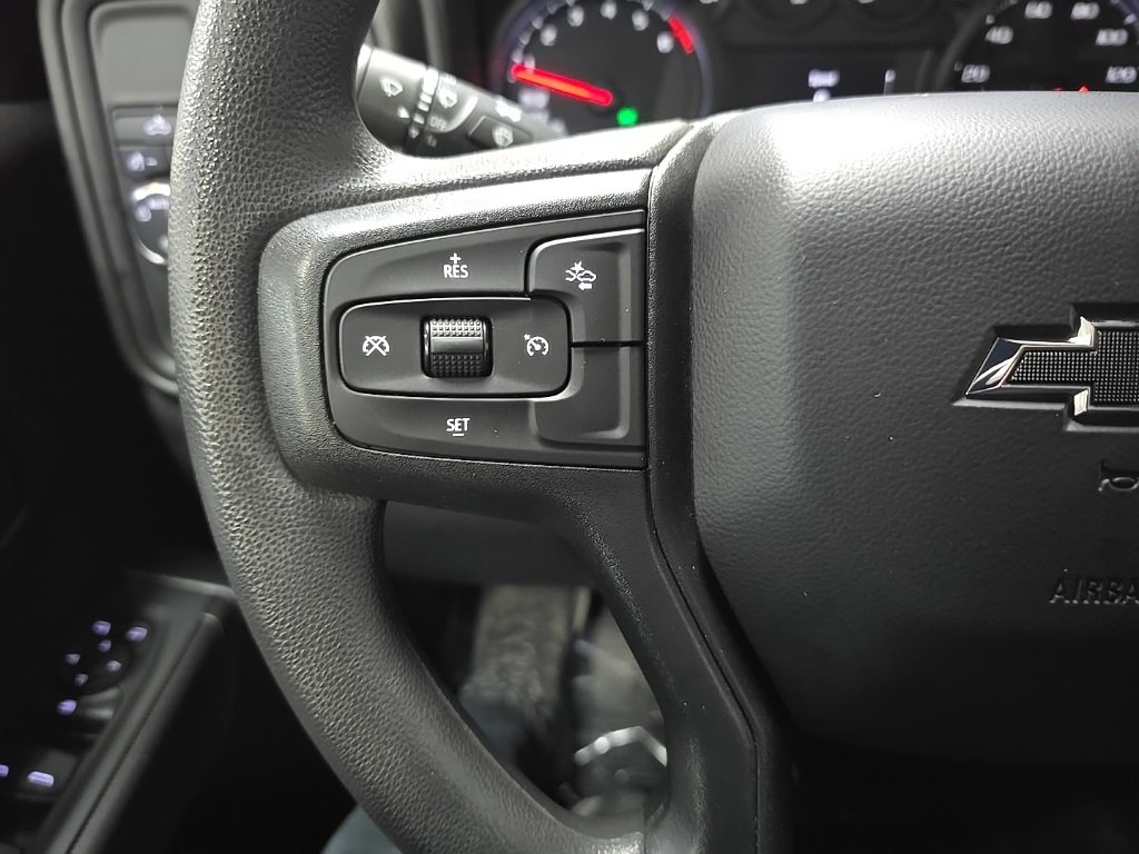 Used 2024 Chevrolet Silverado 1500 Custom w/ Dark Appearance Package image 19