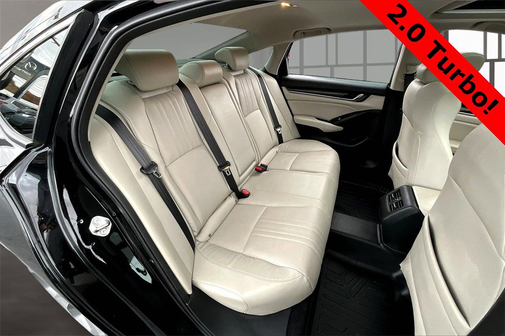 Used 2018 Honda Accord Touring image 27