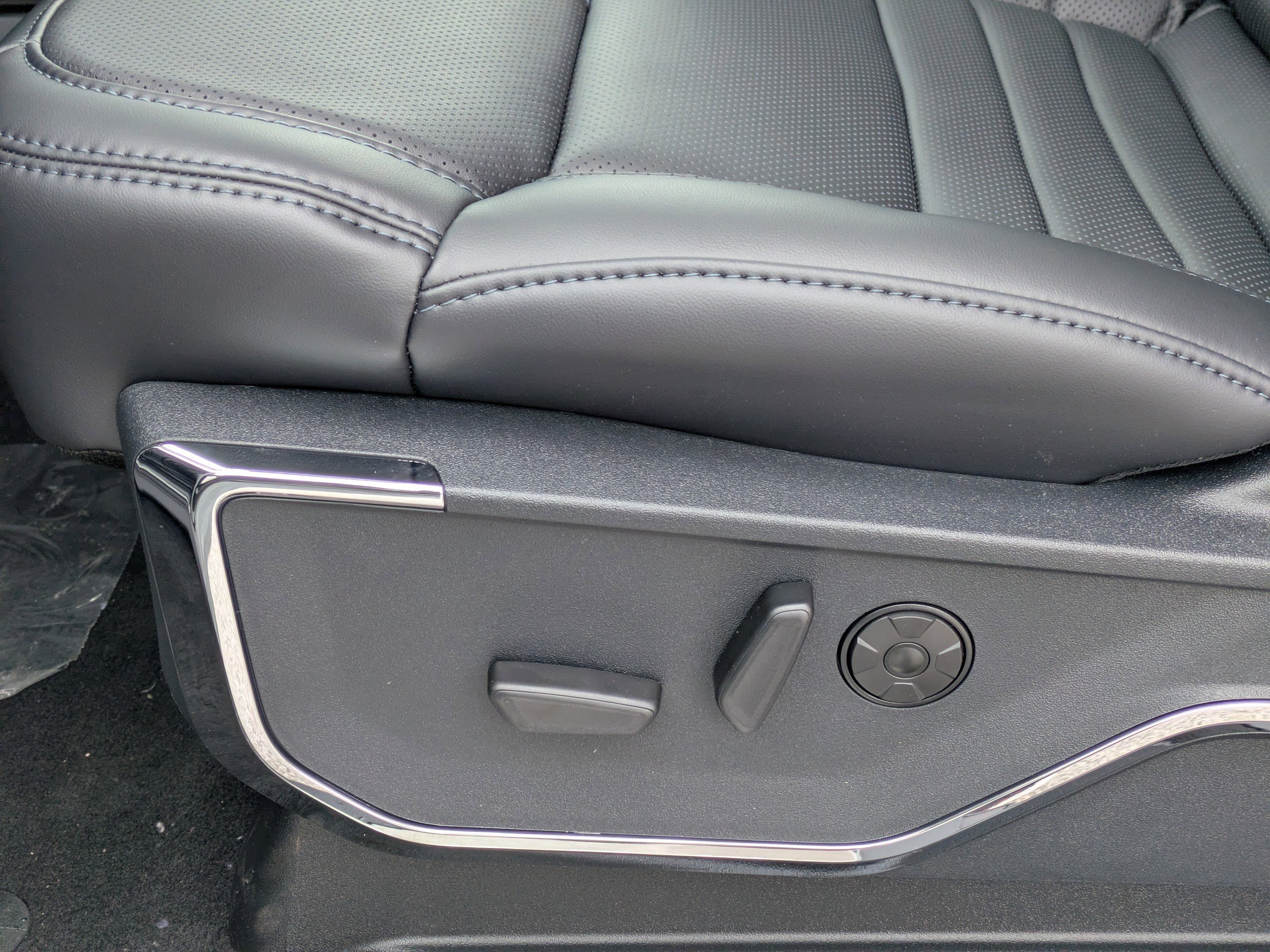 New 2026 Ford F250 Platinum AWD/4WD image 27