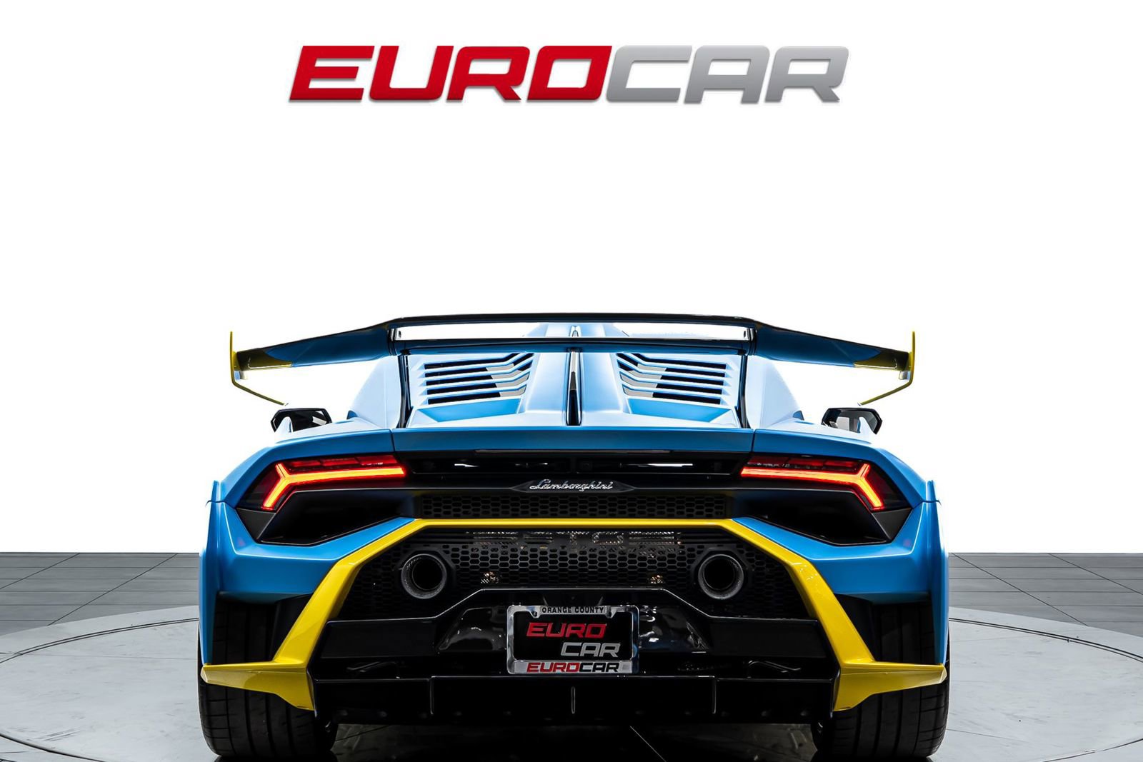 Used 2022 Lamborghini Huracan STO image 4