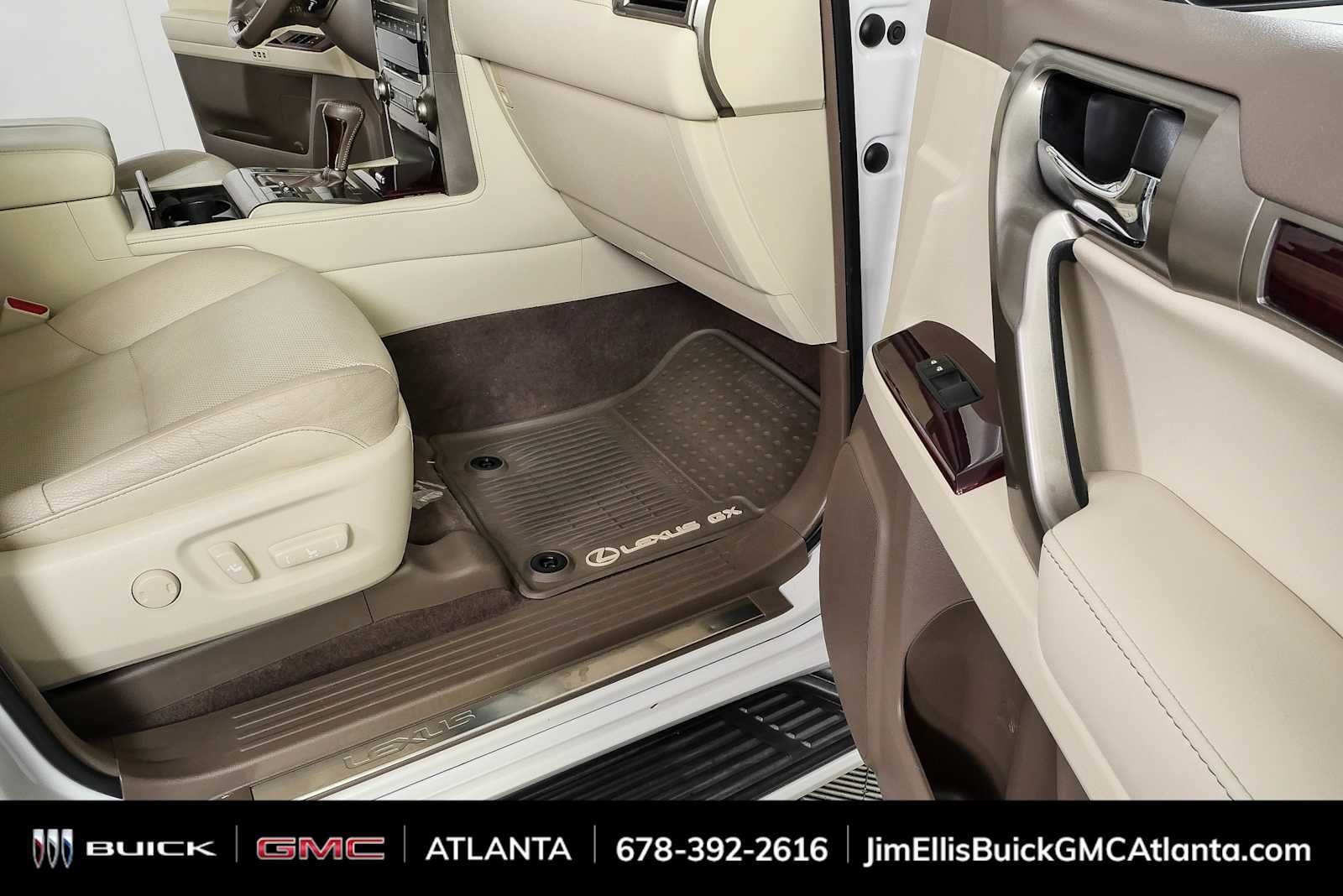 Used 2019 Lexus GX 460 Premium w/ Premium Package AWD/4WD image 25