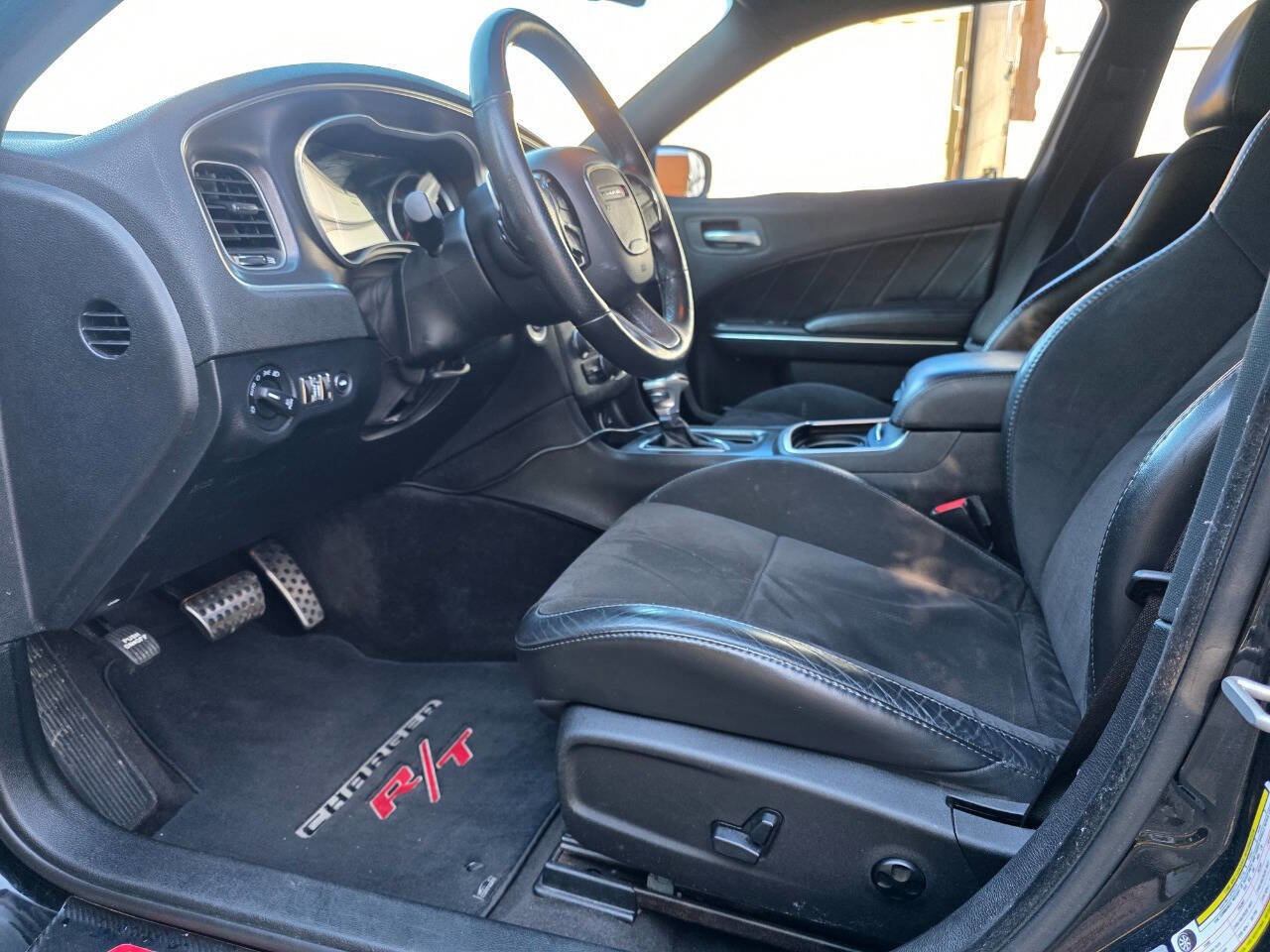 Used 2018 Dodge Charger R/T Scat Pack RWD image 15