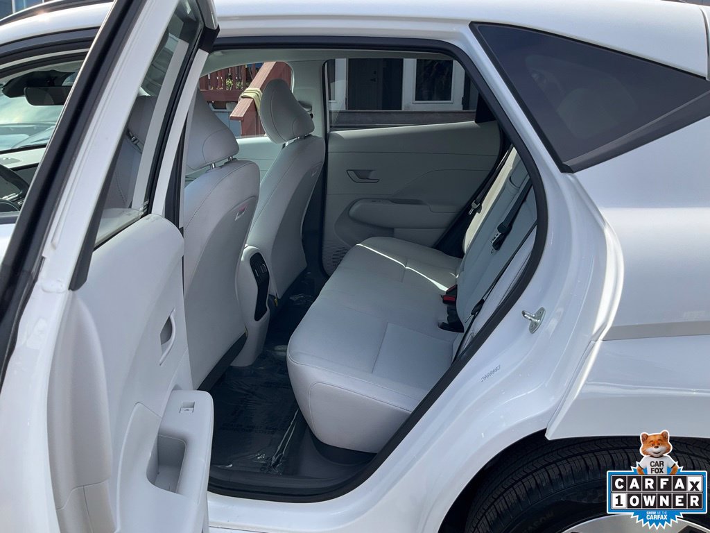 Used 2024 Hyundai Kona SEL FWD image 8