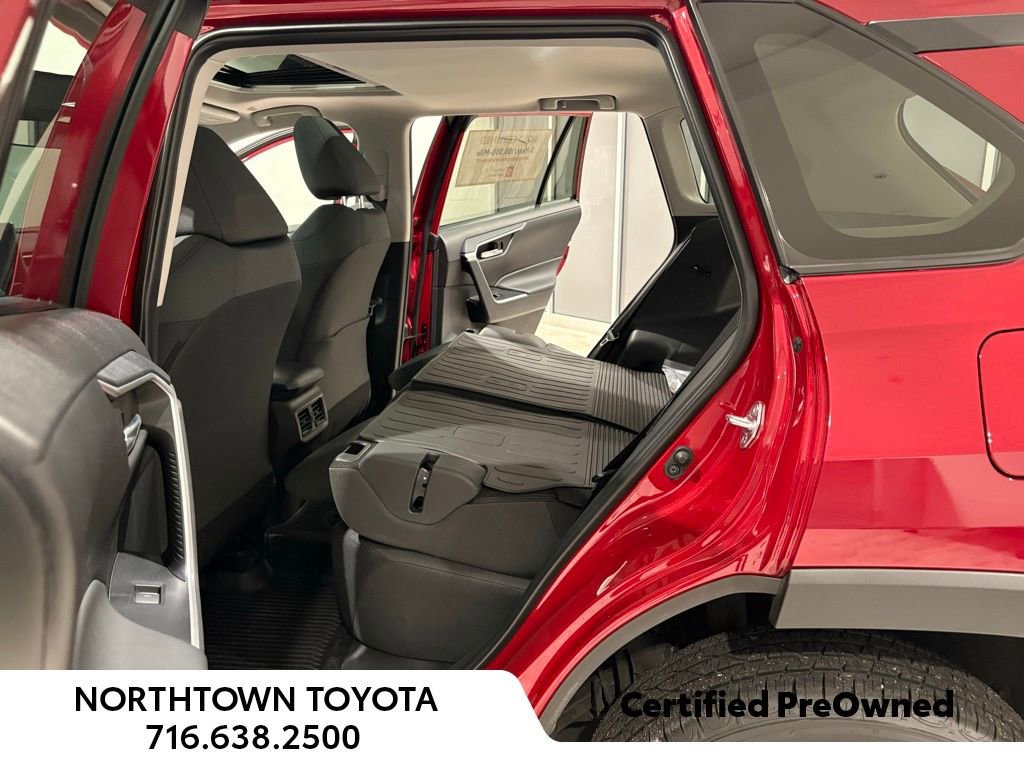 Used 2025 Toyota RAV4 XLE w/ Convenience Package image 23