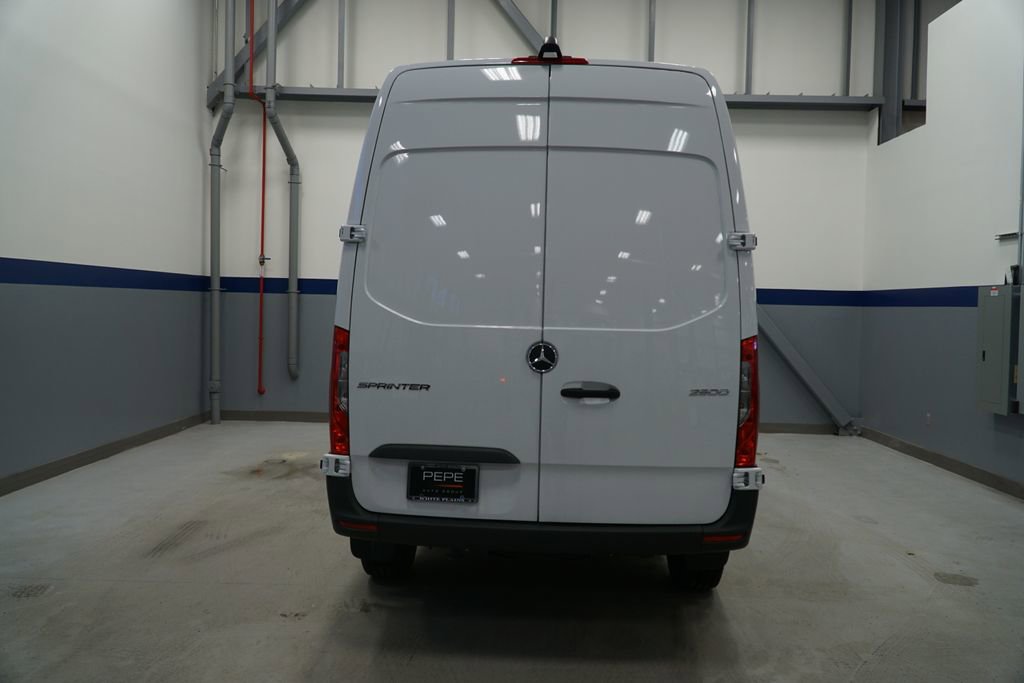 New 2025 Mercedes-Benz Sprinter 2500 image 5