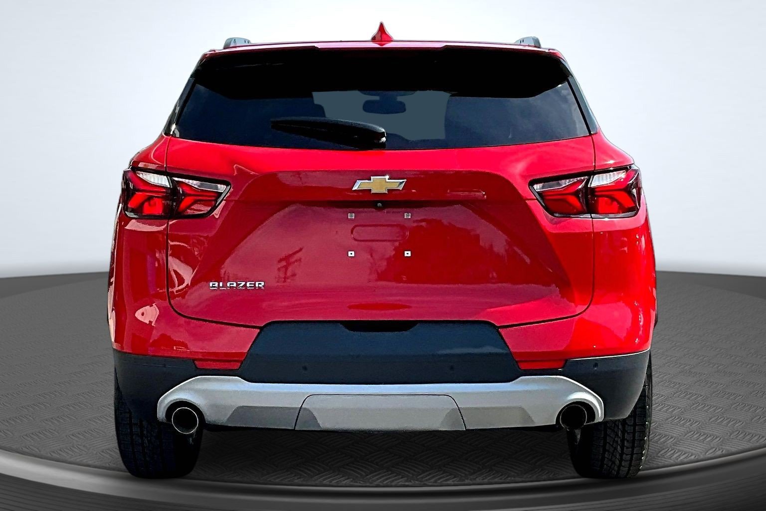 Used 2020 Chevrolet Blazer LT FWD image 4