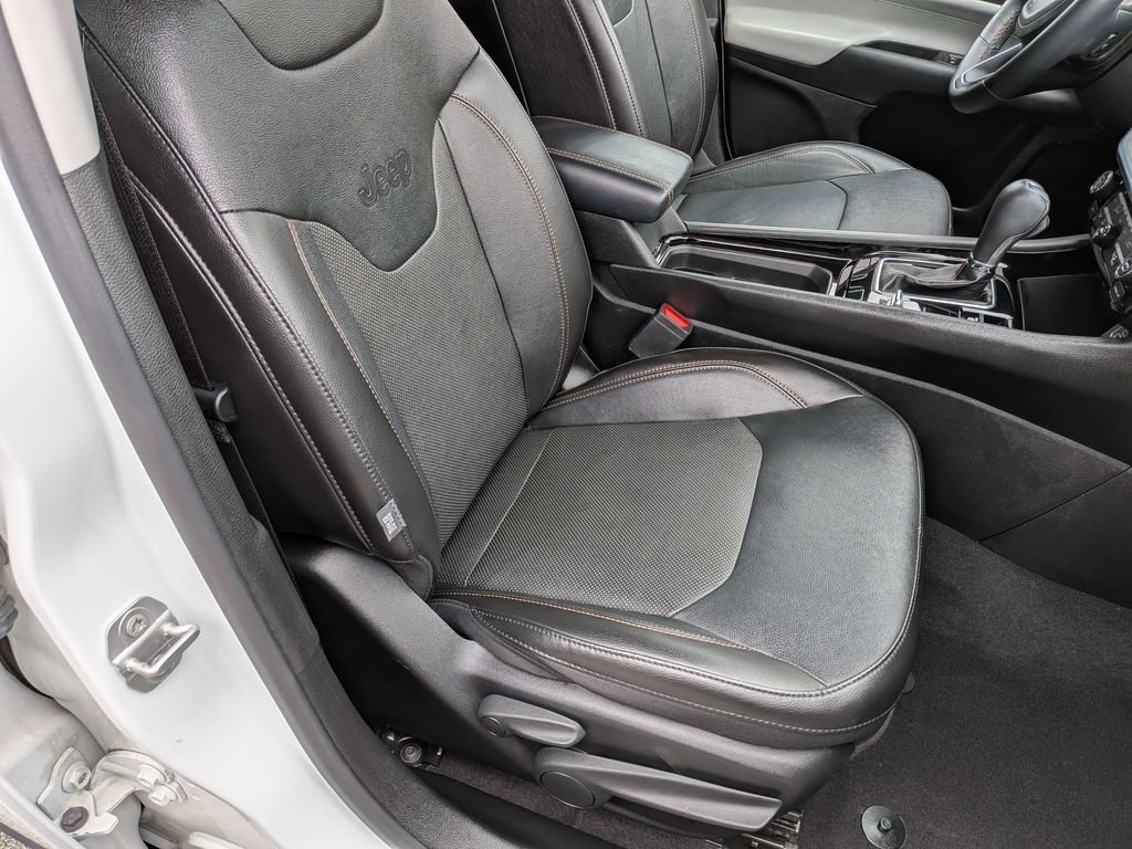 Used 2022 Jeep Compass Limited AWD/4WD image 24