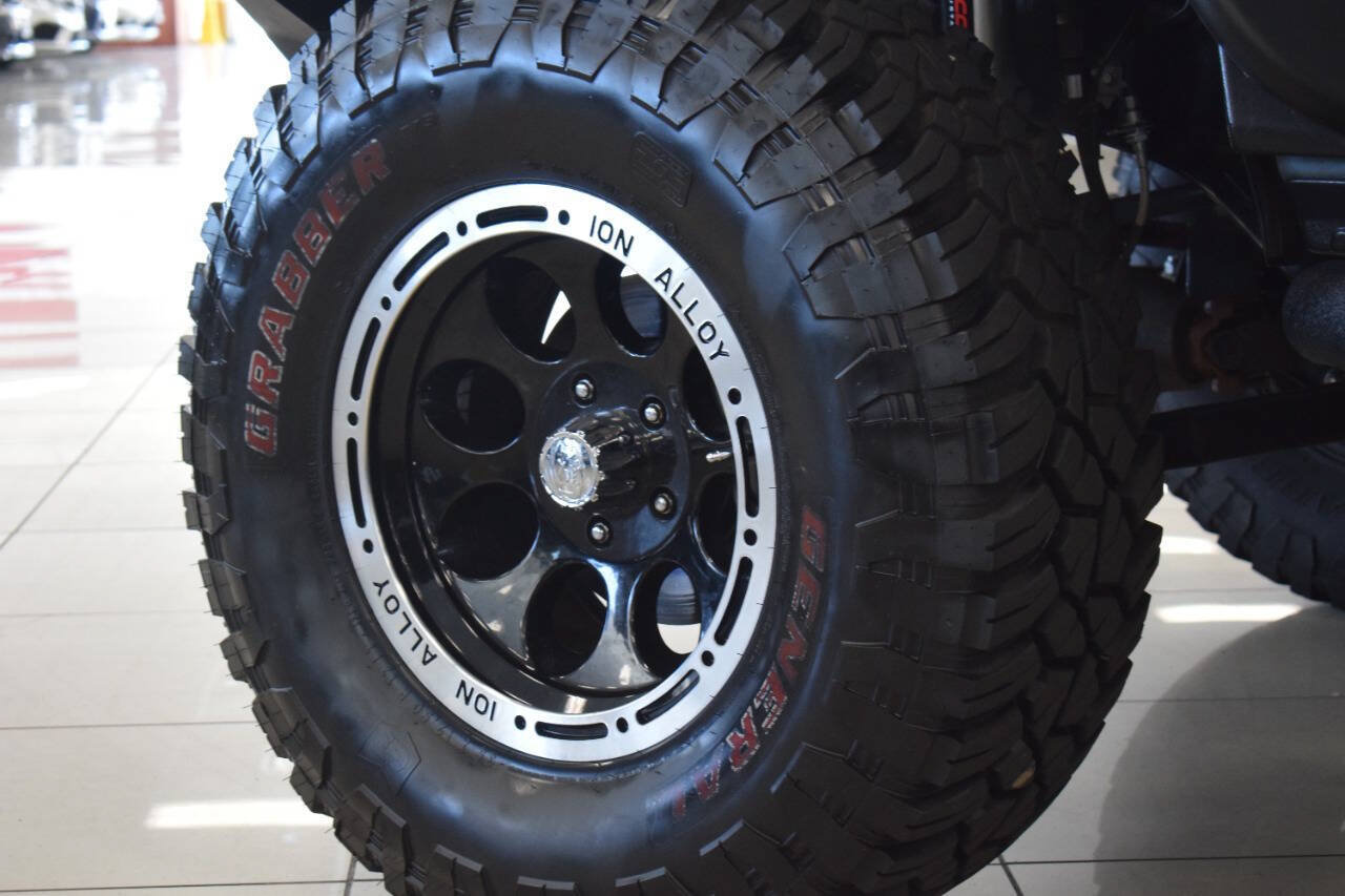 Used 2014 Jeep Wrangler Unlimited Sport w/ Quick Order Package 24S AWD/4WD image 38