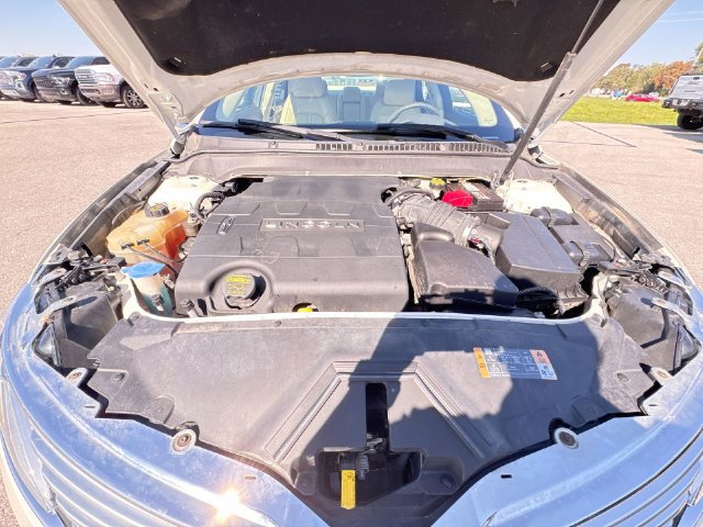 Used 2013 Lincoln MKZ FWD image 31