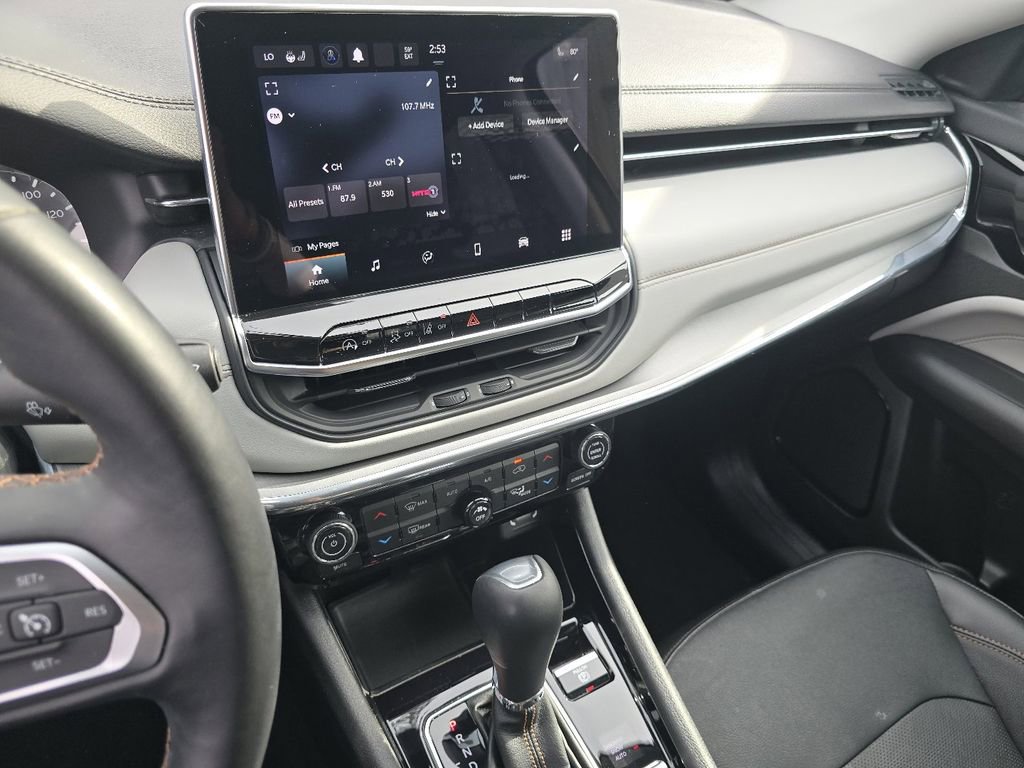 Used 2022 Jeep Compass Limited image 28