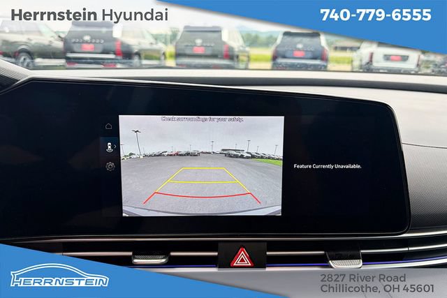 Used 2025 Hyundai Elantra Limited FWD image 13
