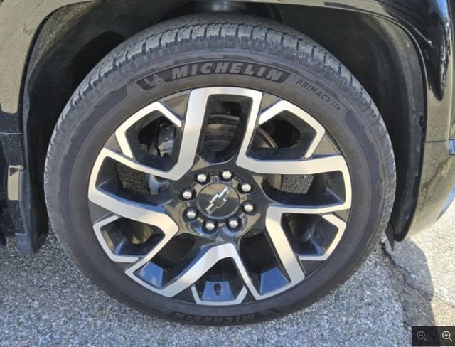 Certified 2024 Chevrolet Silverado EV RST AWD/4WD image 4