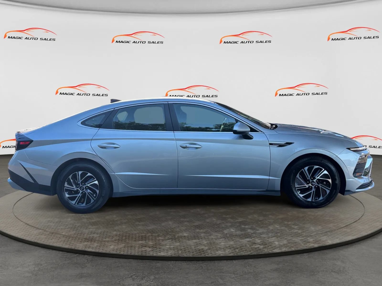 Used 2026 Hyundai Sonata Blue FWD image 6