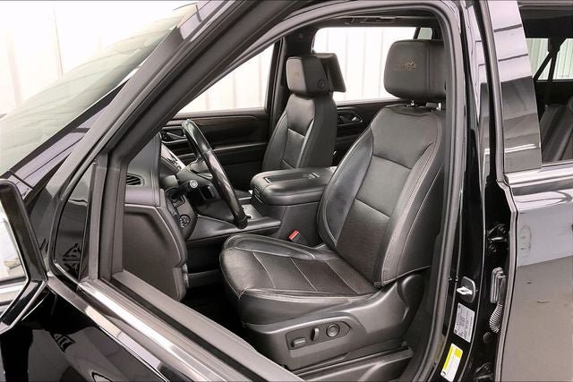 Used 2021 Chevrolet Suburban High Country w/ Premium Package AWD/4WD image 8