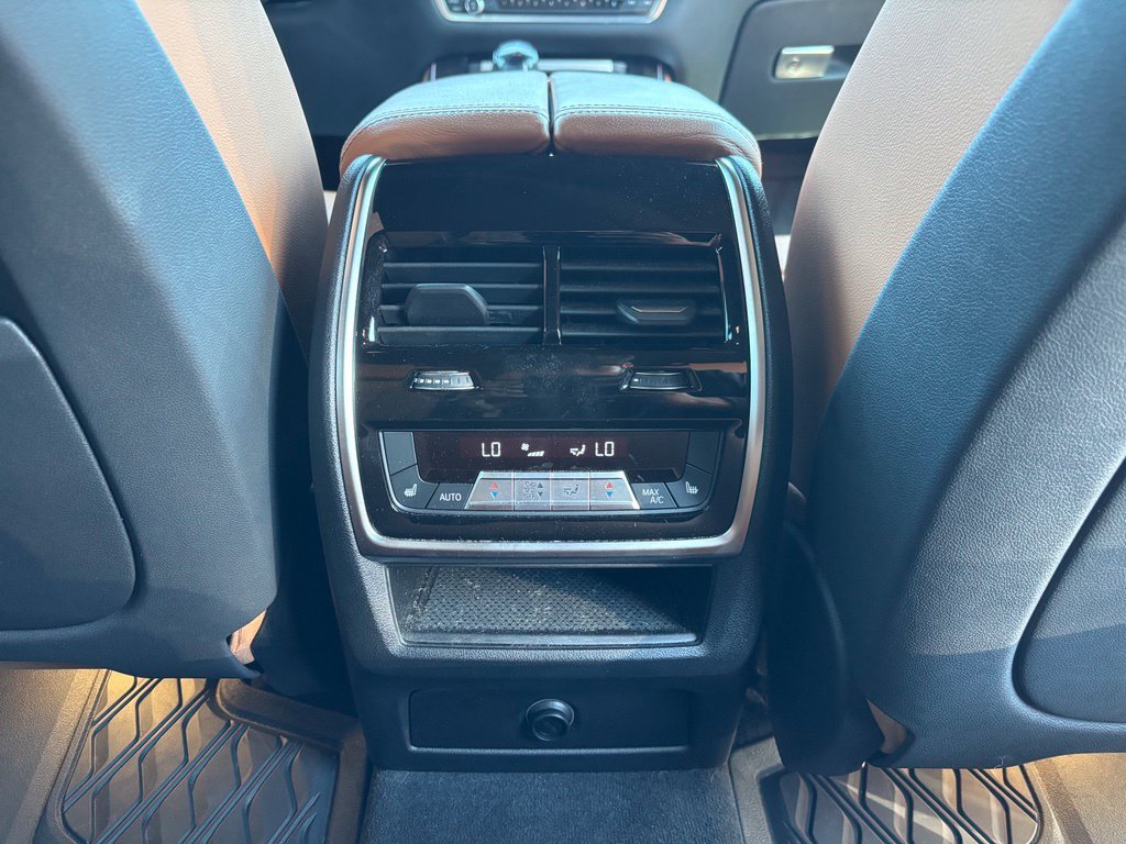 Used 2019 BMW X5 xDrive40i w/ Premium Package 2 AWD/4WD image 31