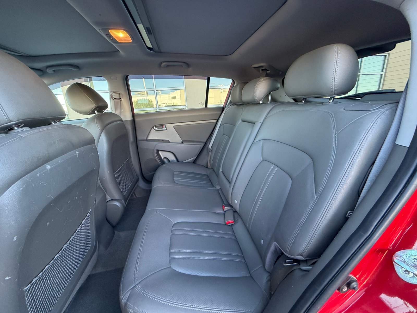 Used 2011 Kia Sportage EX w/ Premium Pkg w/Leather Seats FWD image 17