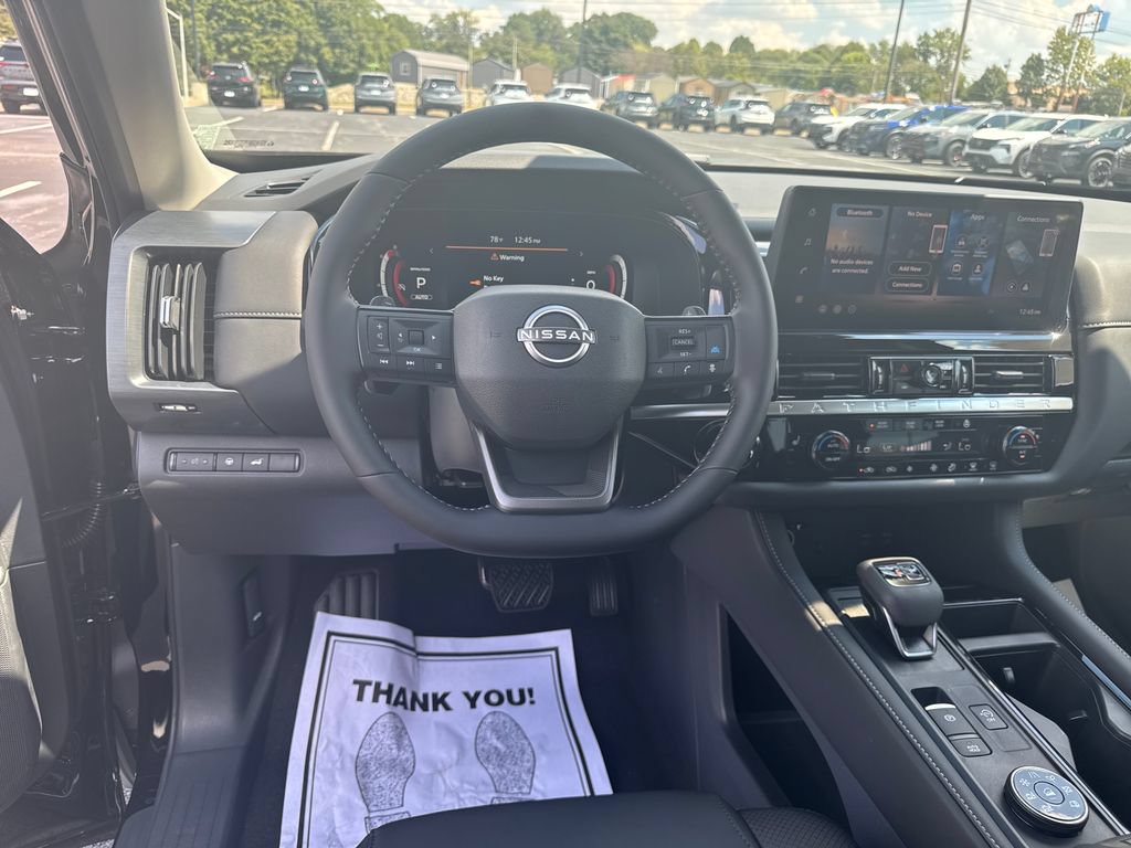 New 2026 Nissan Pathfinder SL AWD/4WD image 16