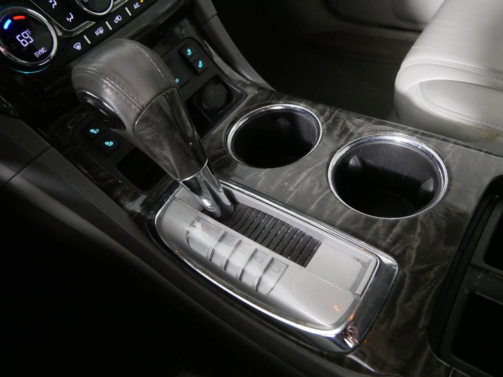 Used 2013 Buick Enclave Leather image 24