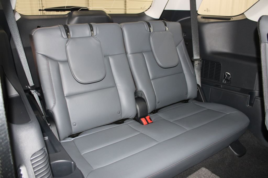 New 2026 Ford Explorer Active image 30