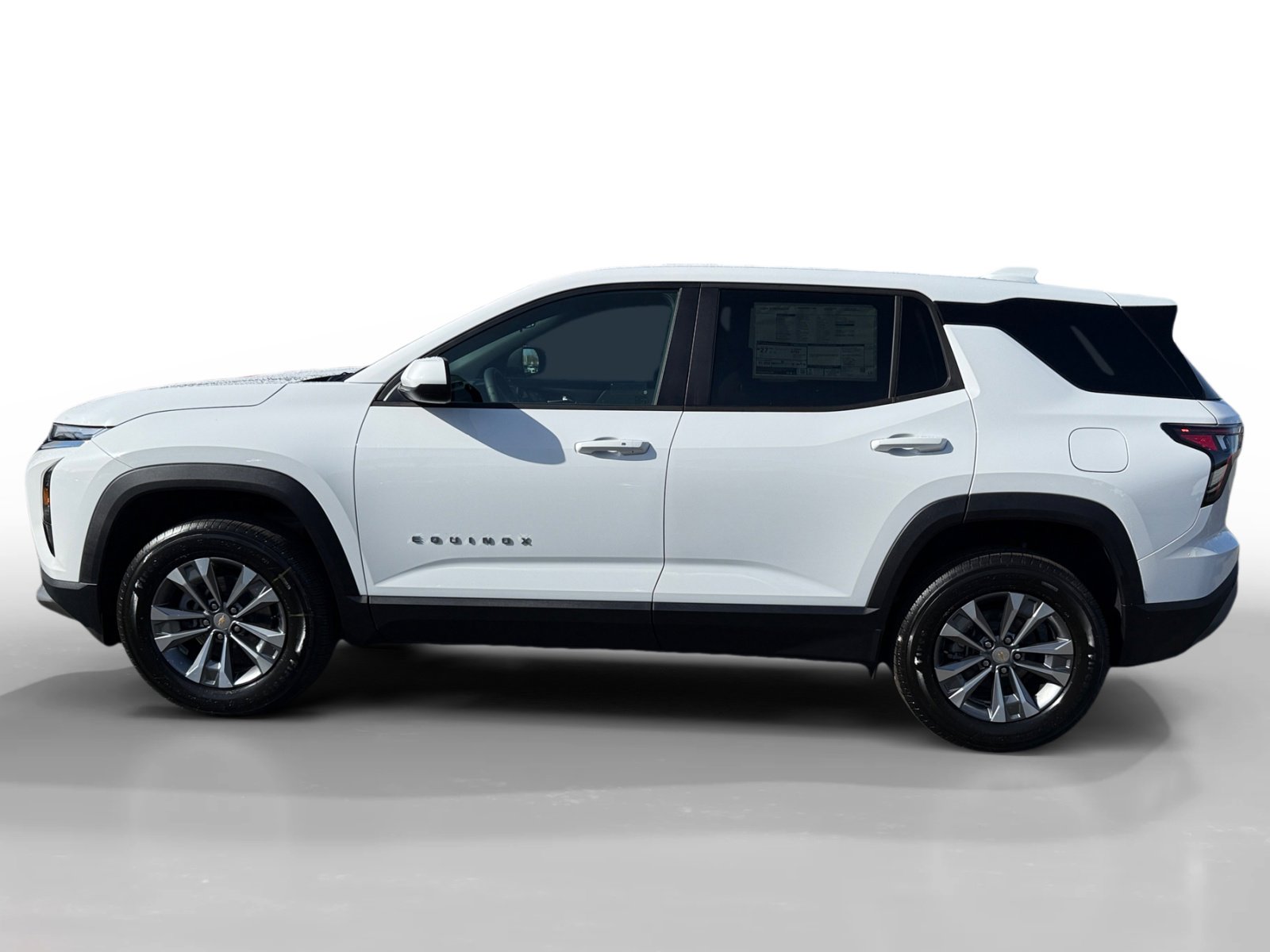 New 2026 Chevrolet Equinox LT image 2