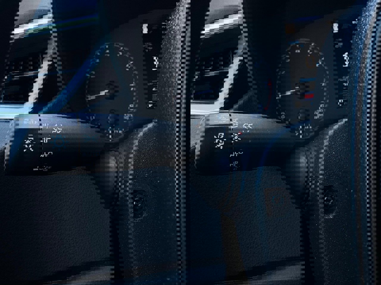 Used 2024 Toyota Corolla LE image 31