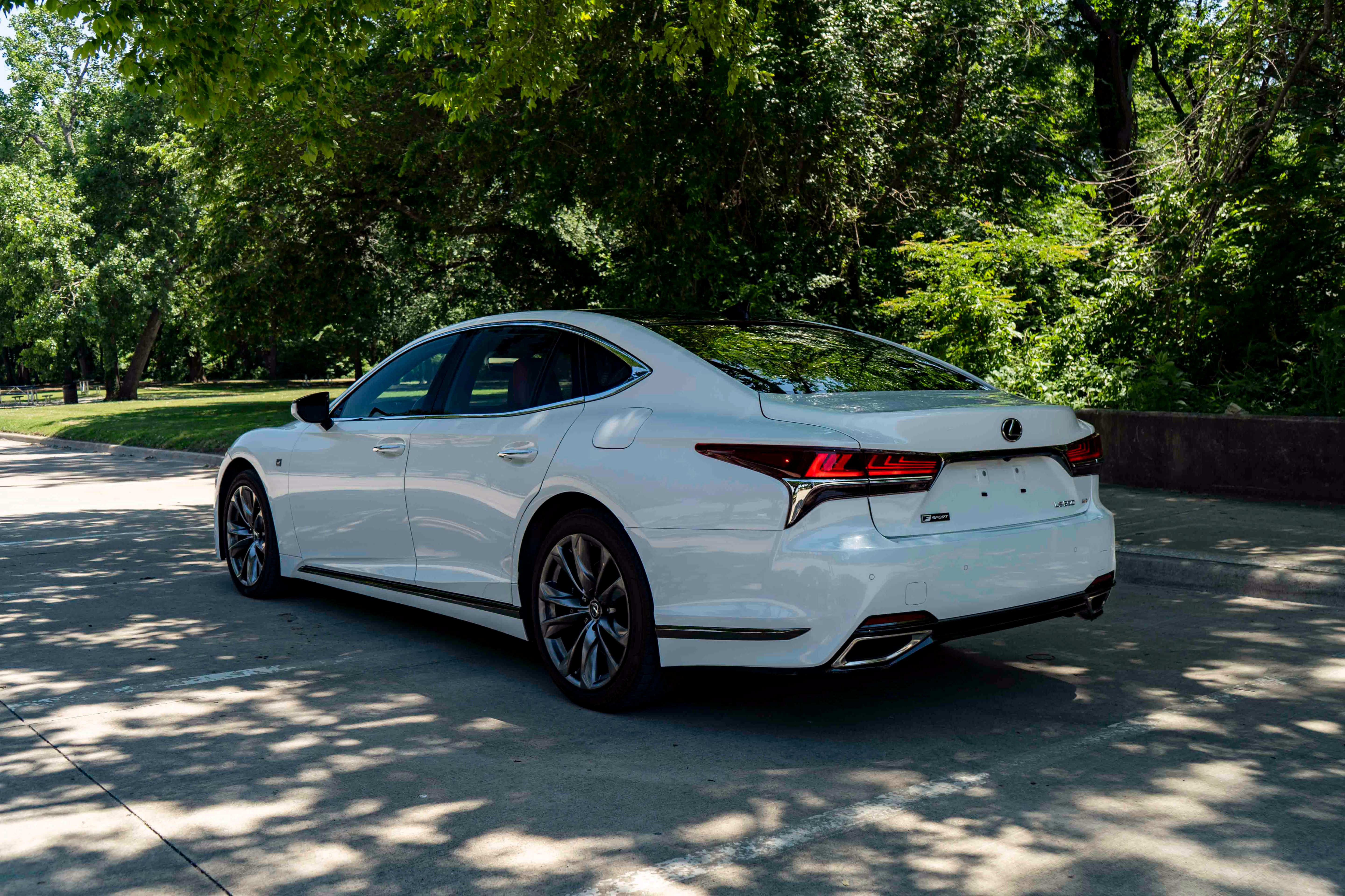 Used 2019 Lexus LS 500 F Sport w/ Accessory Package (Z2) AWD/4WD image 7
