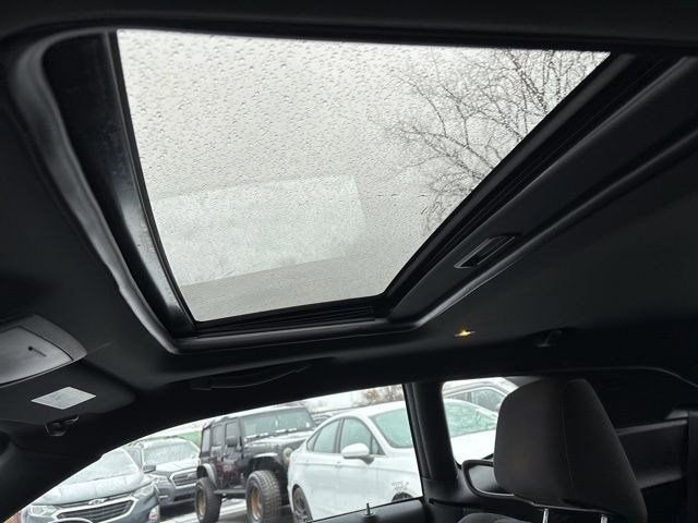 Used 2016 Dodge Challenger SXT w/ Super Sport Group (SS/T) image 26