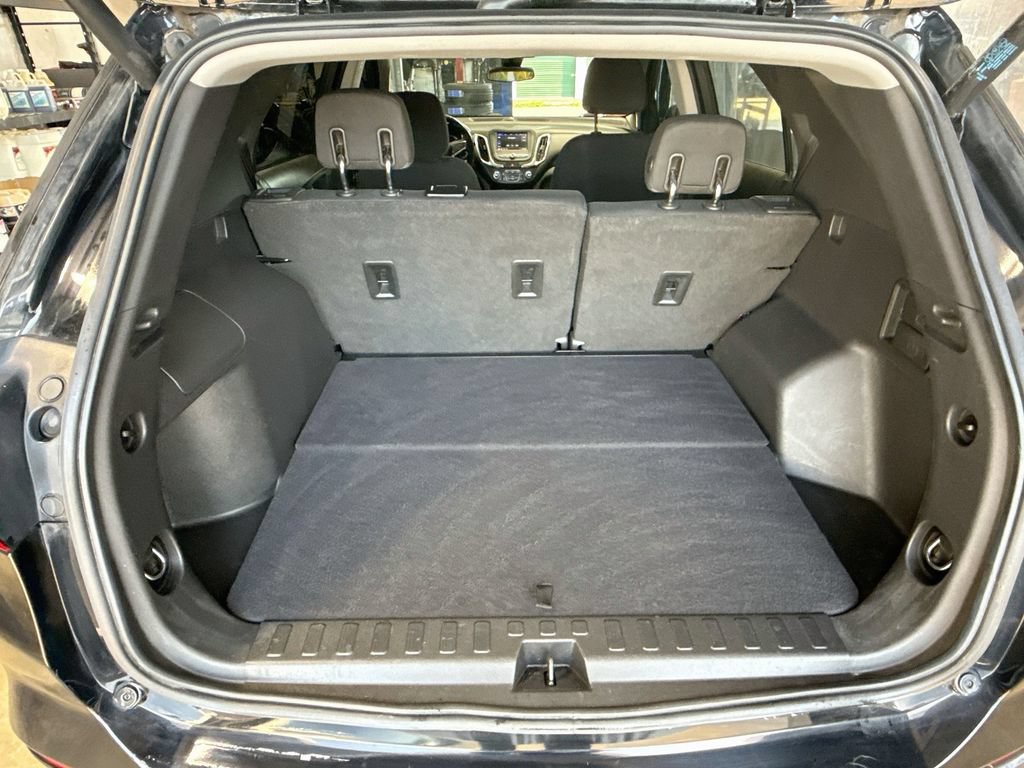 Used 2020 Chevrolet Equinox LT FWD image 25