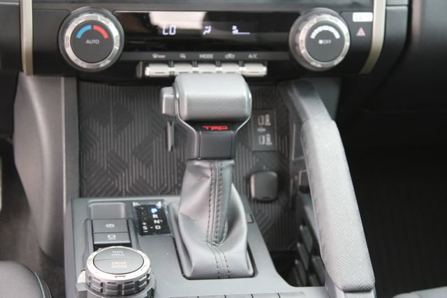 Used 2025 Toyota Tacoma TRD Sport image 26