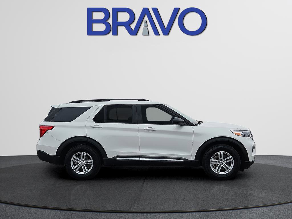 Used 2024 Ford Explorer XLT w/ Class IV Trailer Tow Package image 3