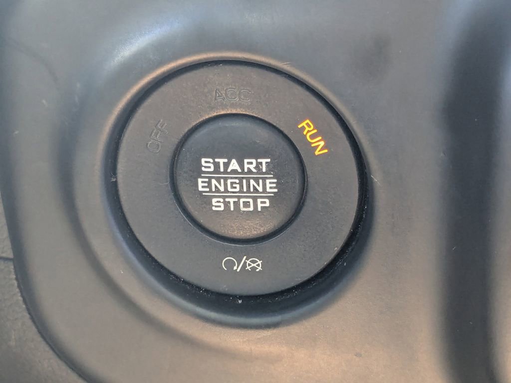 Used 2019 Jeep Wrangler Unlimited Sport S image 25