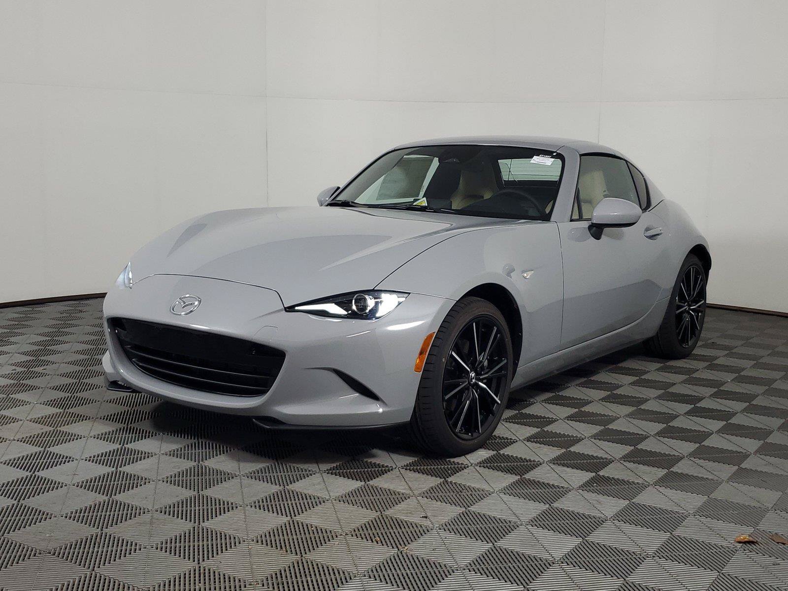New 2026 MAZDA MX-5 Miata RF Grand Touring RWD image 1