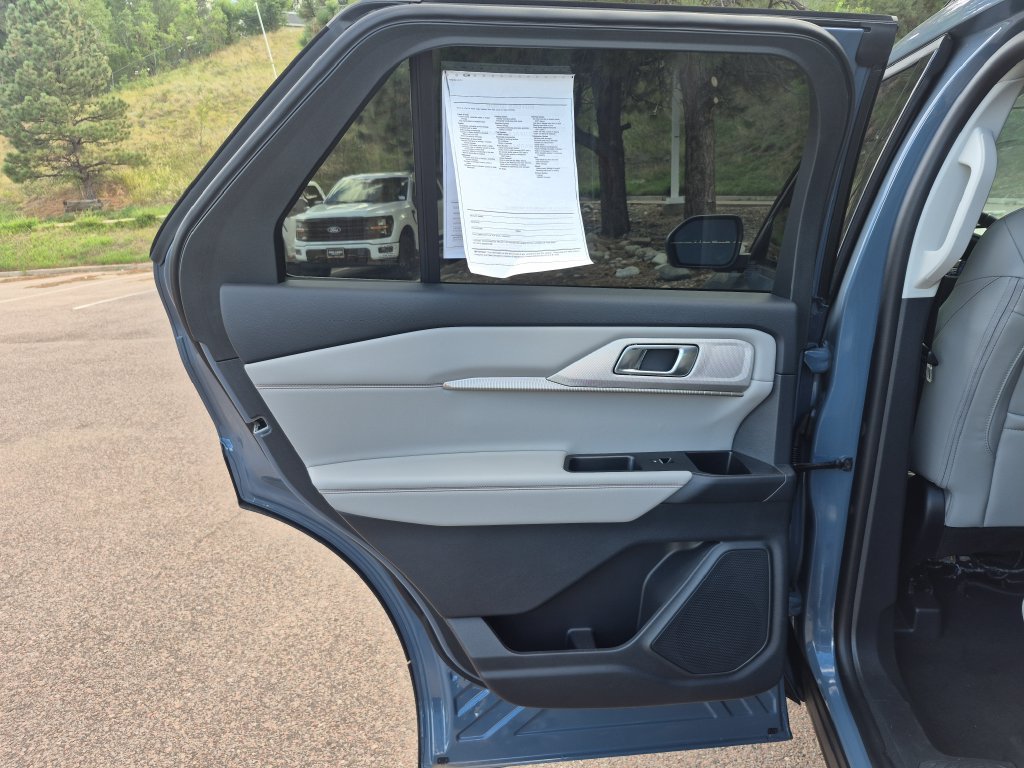 New 2026 Ford Explorer Active w/ Active Comfort Package AWD/4WD image 17