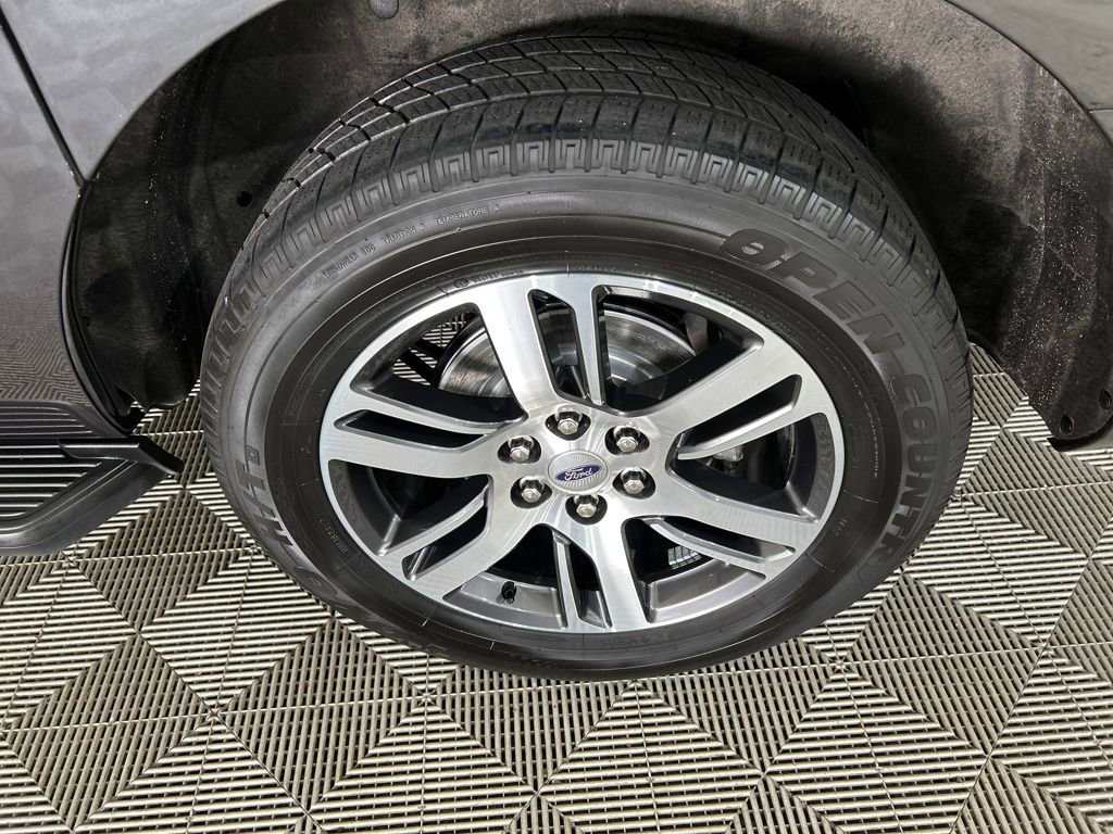 Used 2024 Ford Expedition Max Limited image 10