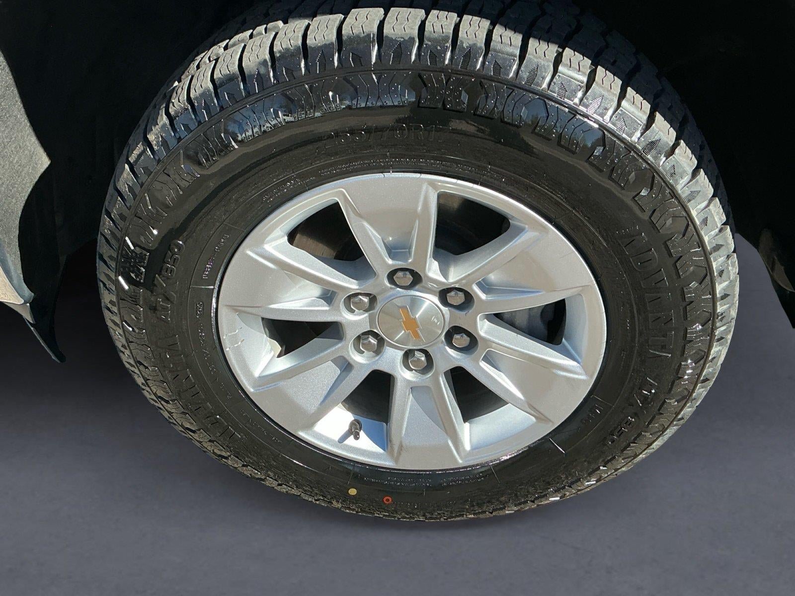 Used 2025 Chevrolet Silverado 1500 LT AWD/4WD image 9
